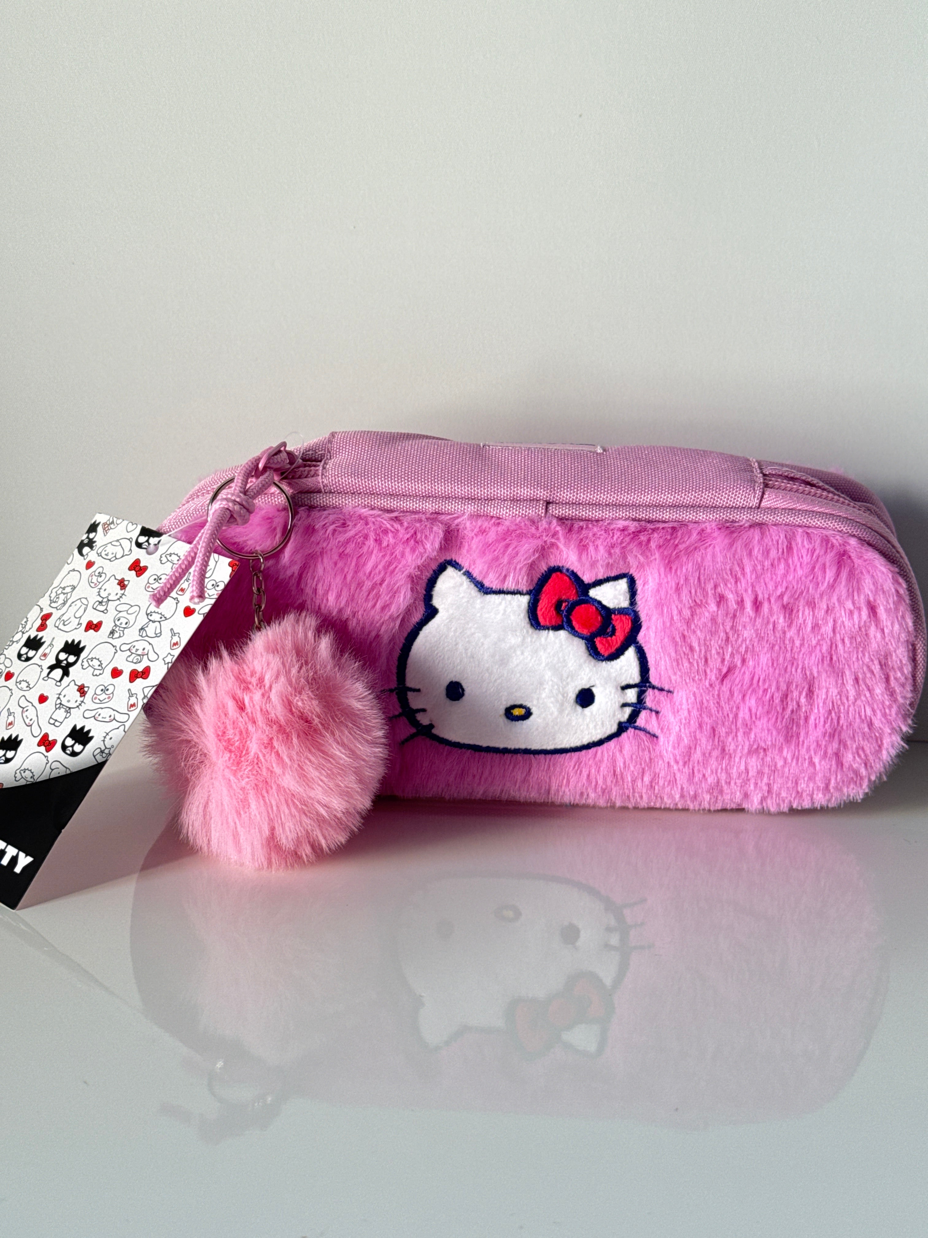 Astuccio ovale Hello Kitty peluche