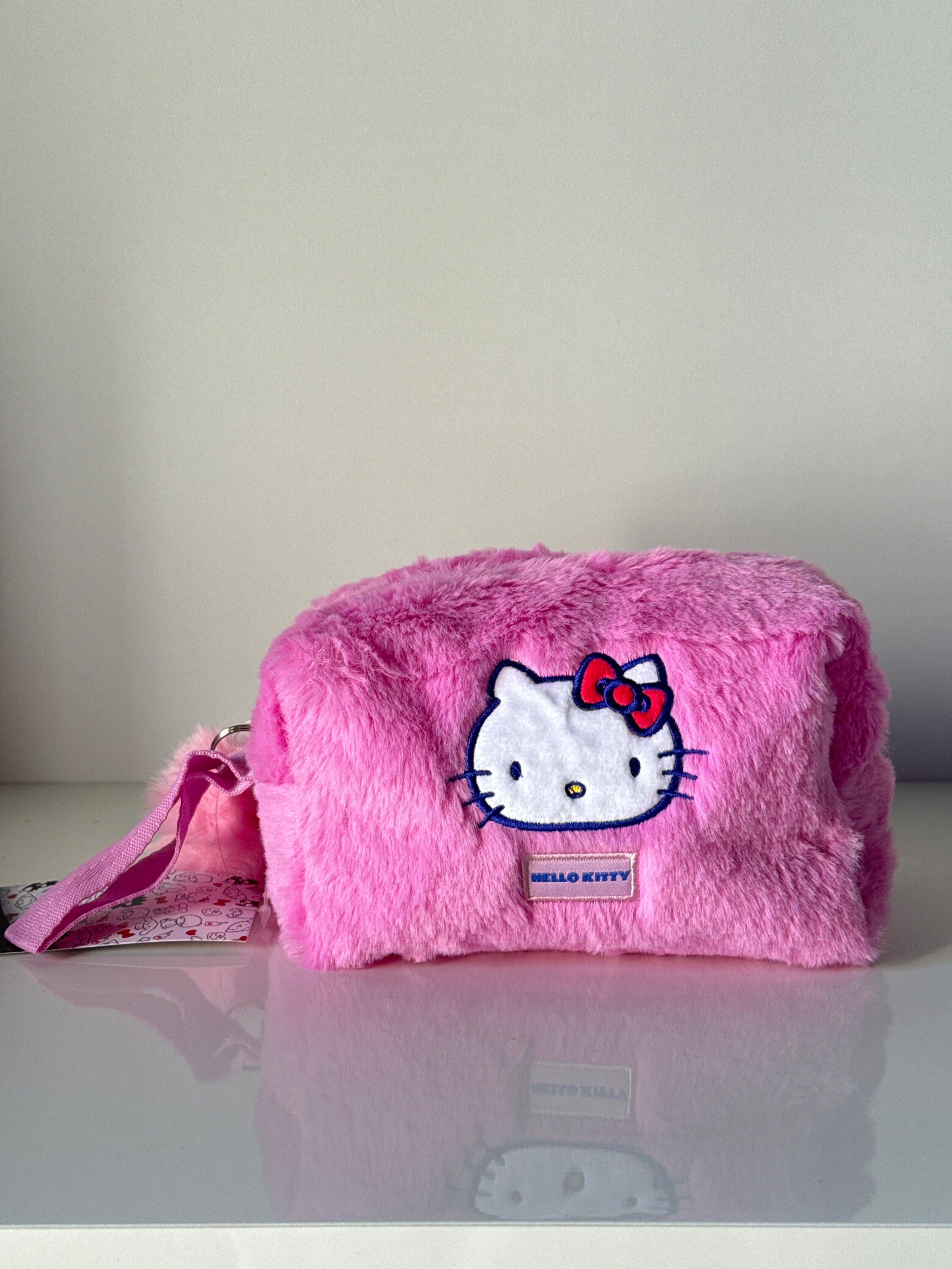 Beauty case Hello Kitty peluche