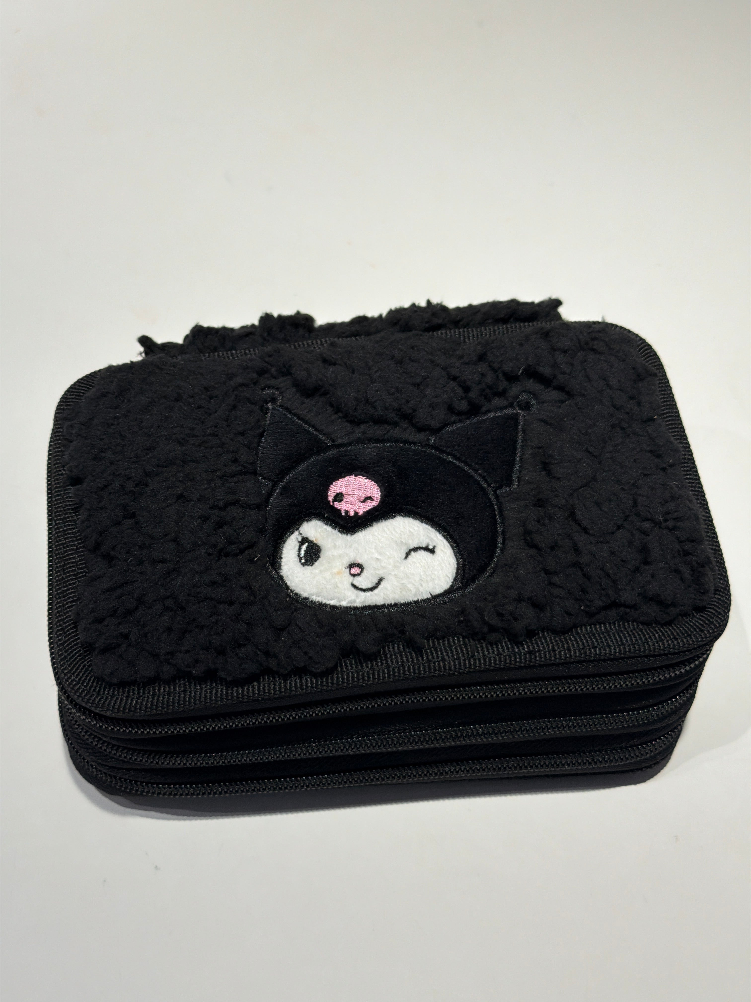 Astuccio 3 zip Kuromi