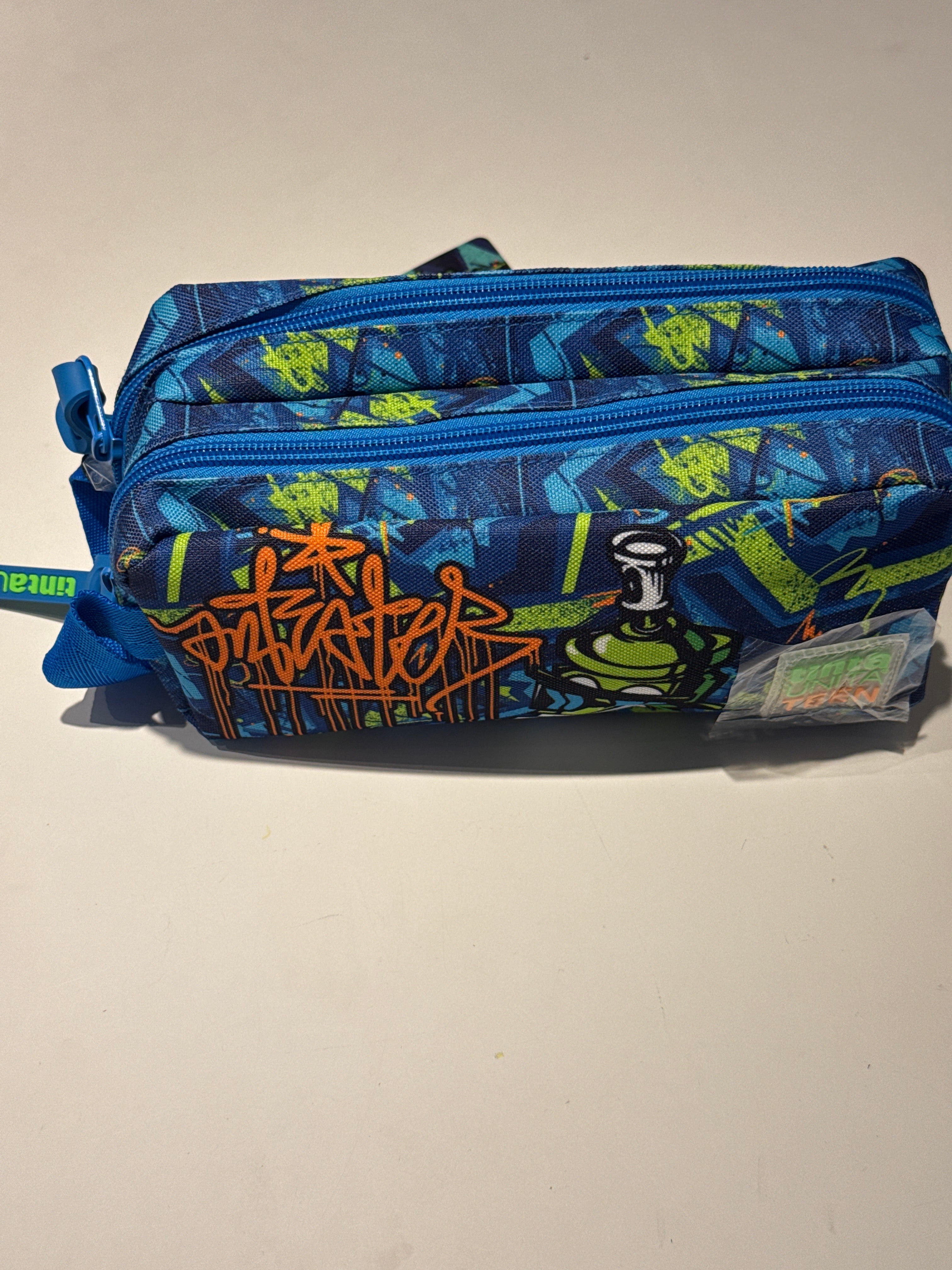 BUSTONE SQUARE STREET