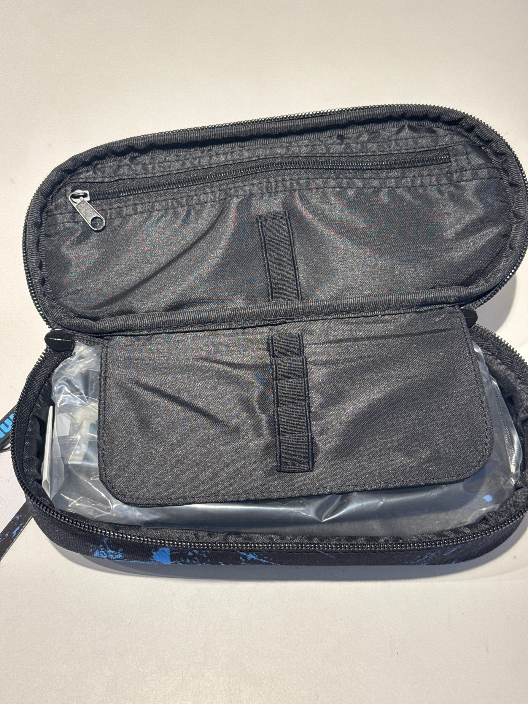 ASTUXCIO OVALE GRAFFITI